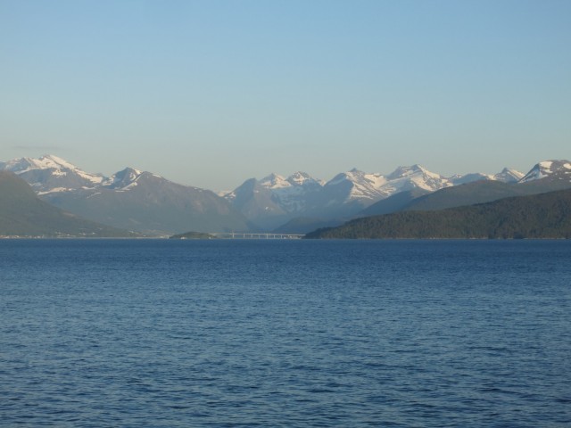 Hurtigruten_2015-06-27_21-42-3